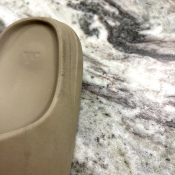 Adidas Yeezy Slides Taupe Size Men\'s 7